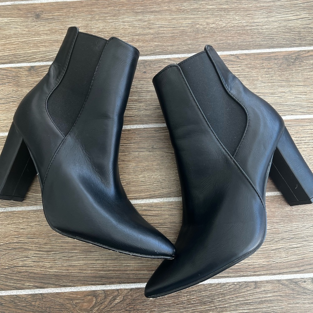 Black Boots